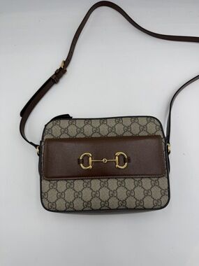 Gucci GG Supreme Horsebit Shoulder